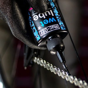 MUC-OFF LUBRICANTE HUMEDO – 120ML