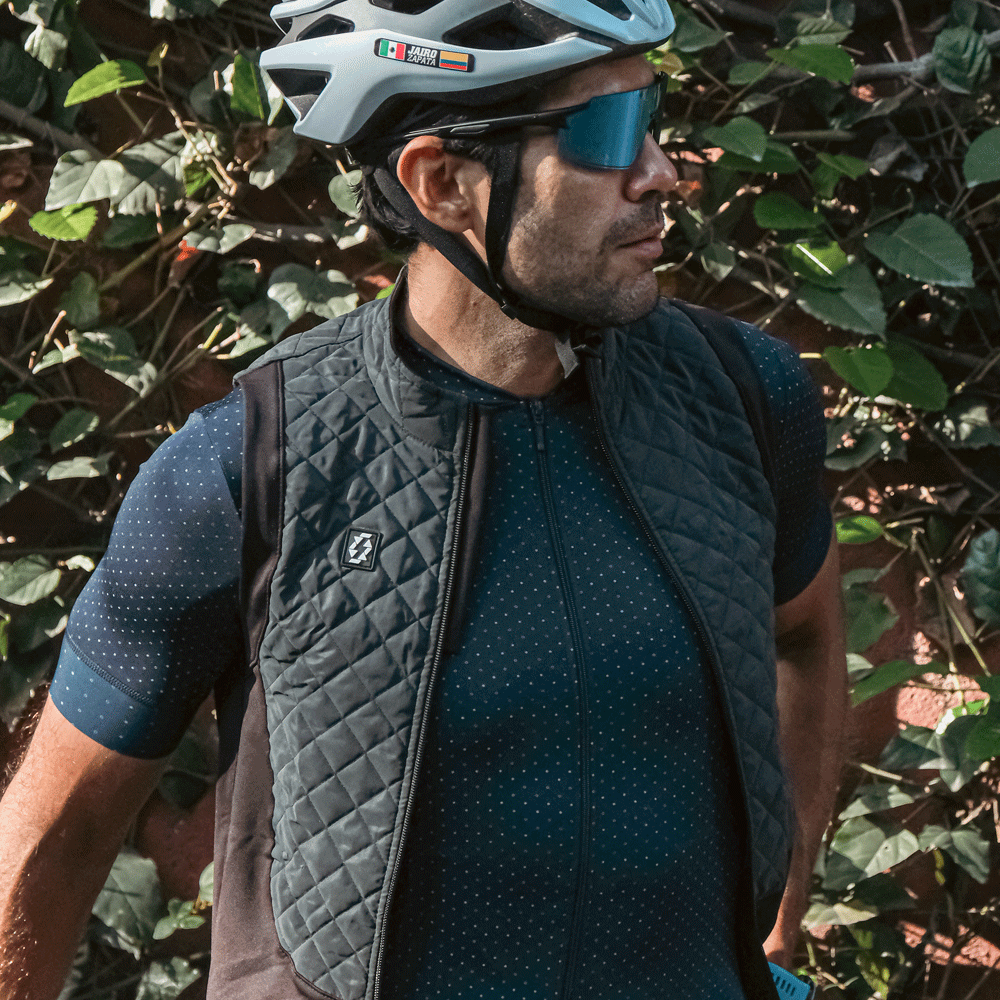 IRIDESCENT DIAMOND VEST